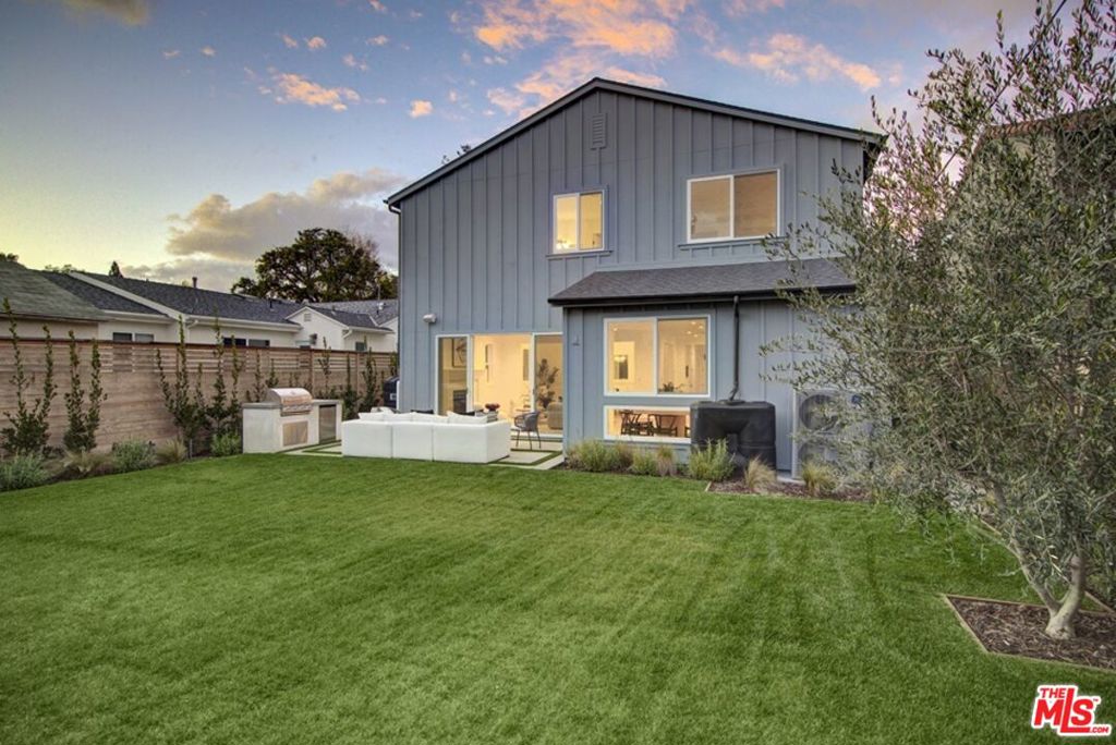 10810 Valley Spring Lane