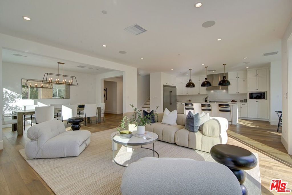 10810 Valley Spring Lane