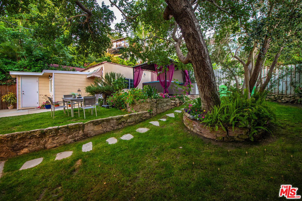 11812 Sunshine Terrace