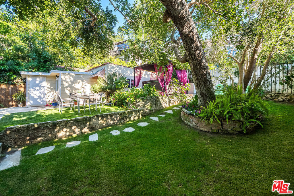 11812 Sunshine Terrace