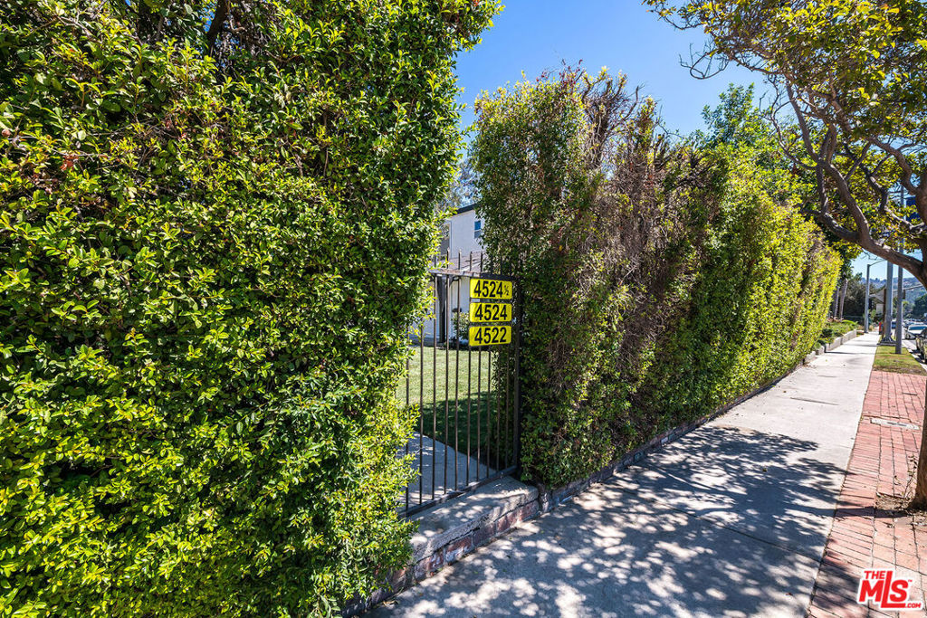 4522 Laurel Canyon Boulevard