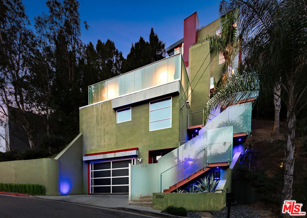 2738 Rinconia Drive