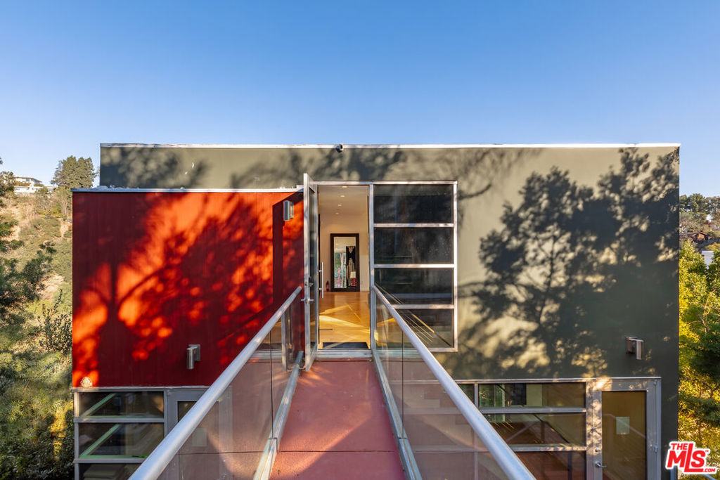 2738 Rinconia Drive