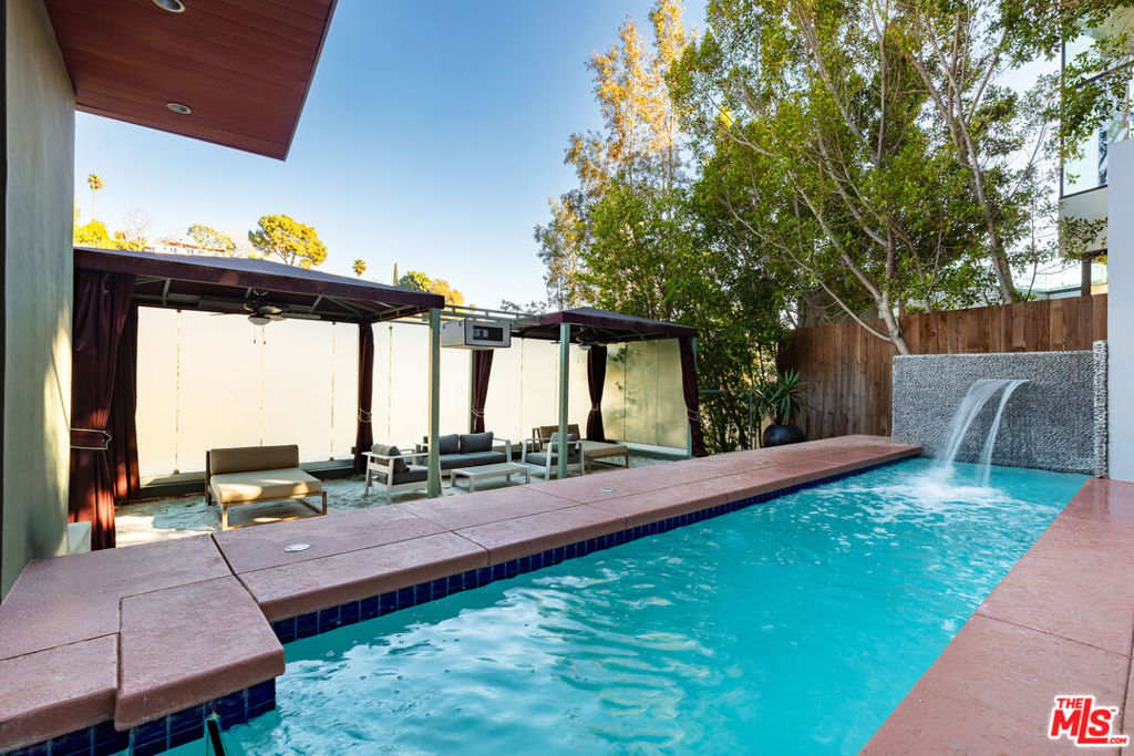 2738 Rinconia Drive