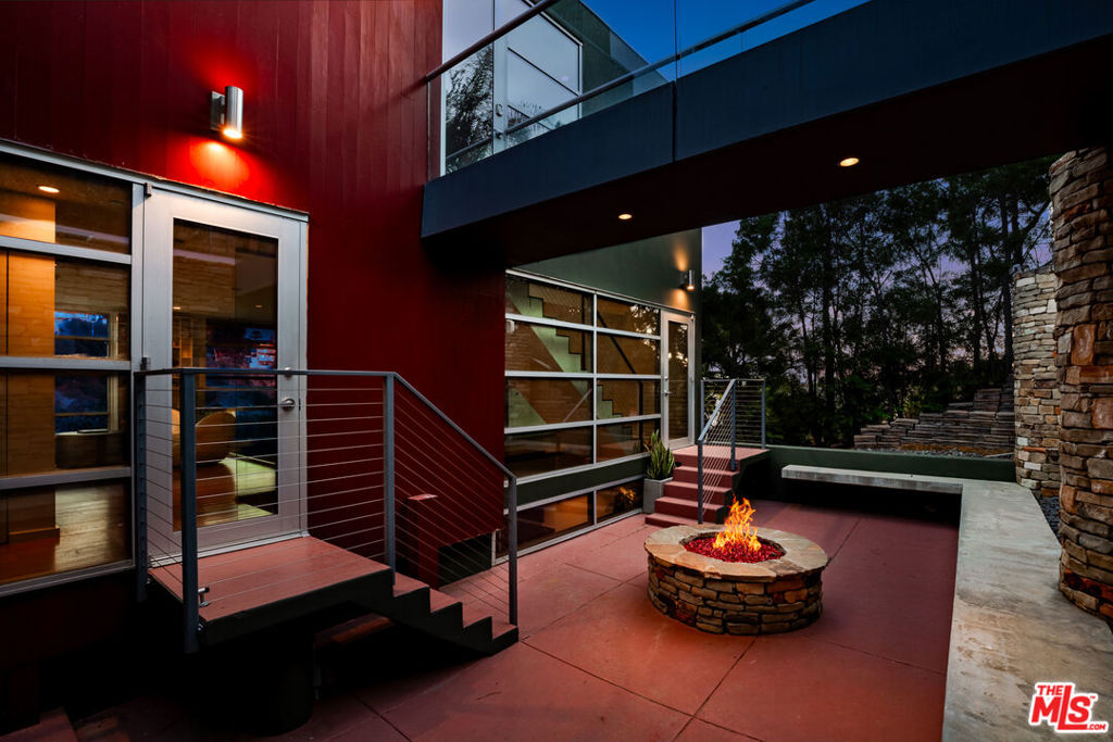 2738 Rinconia Drive
