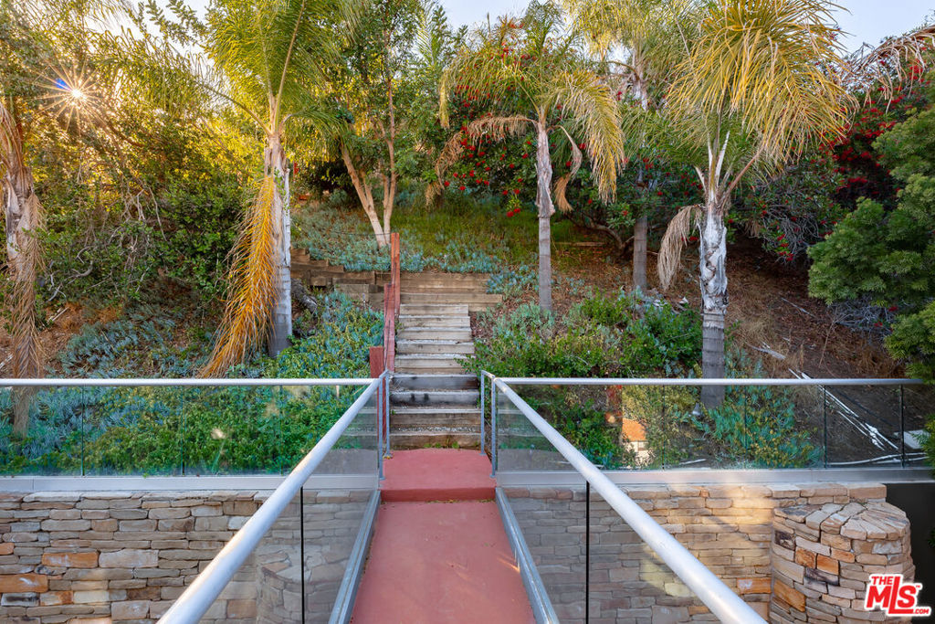2738 Rinconia Drive