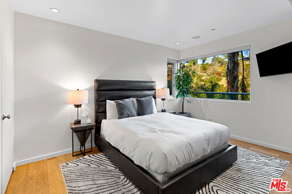 2738 Rinconia Drive