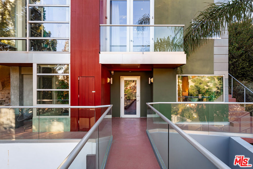 2738 Rinconia Drive