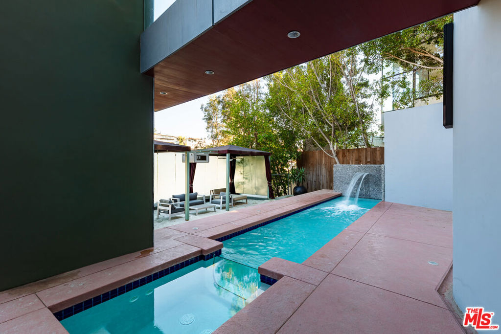 2738 Rinconia Drive
