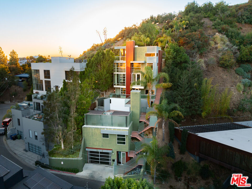 2738 Rinconia Drive