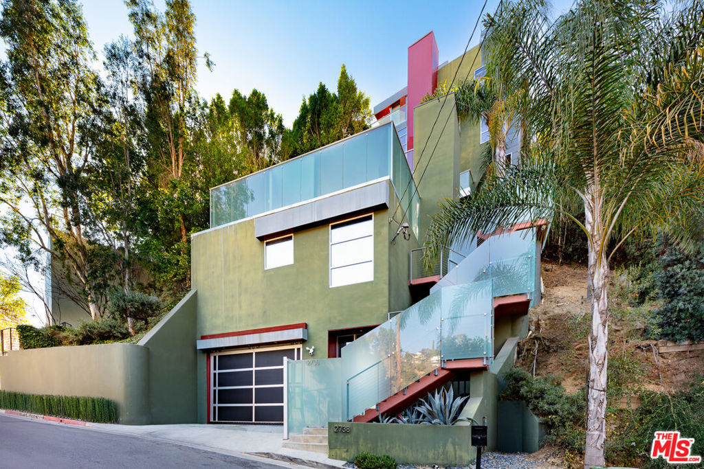 2738 Rinconia Drive
