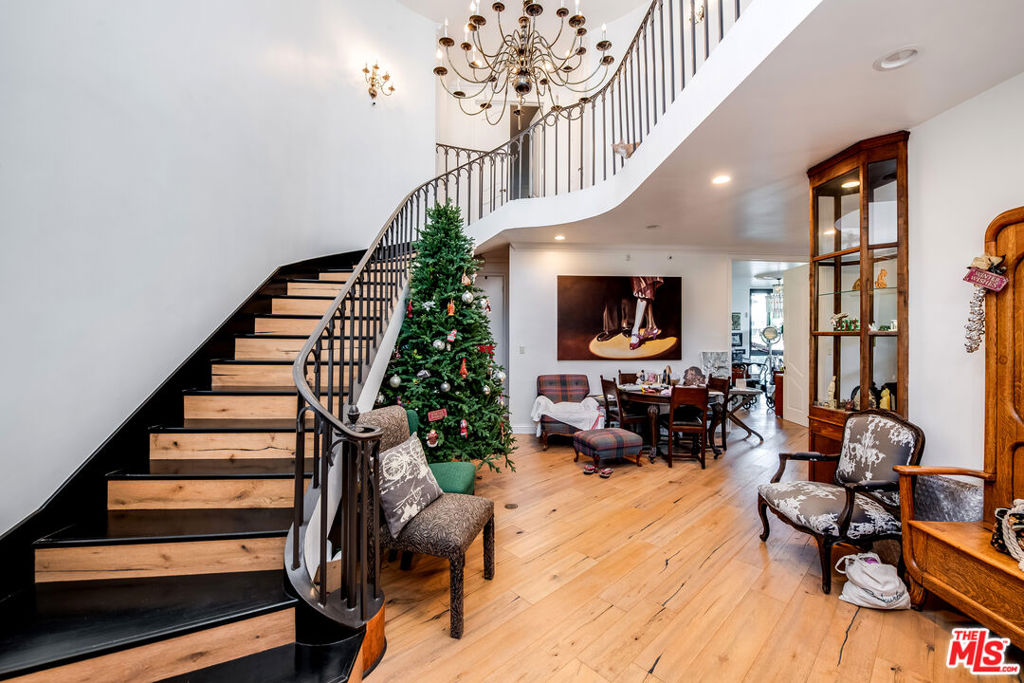 10061 Valley Spring Lane