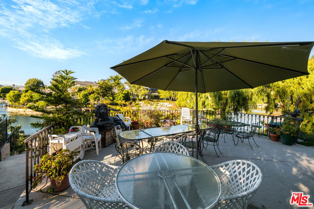 10061 Valley Spring Lane