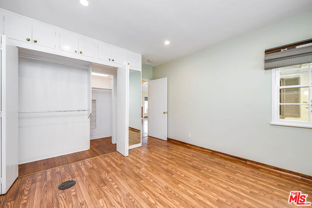 10435 Whipple Street