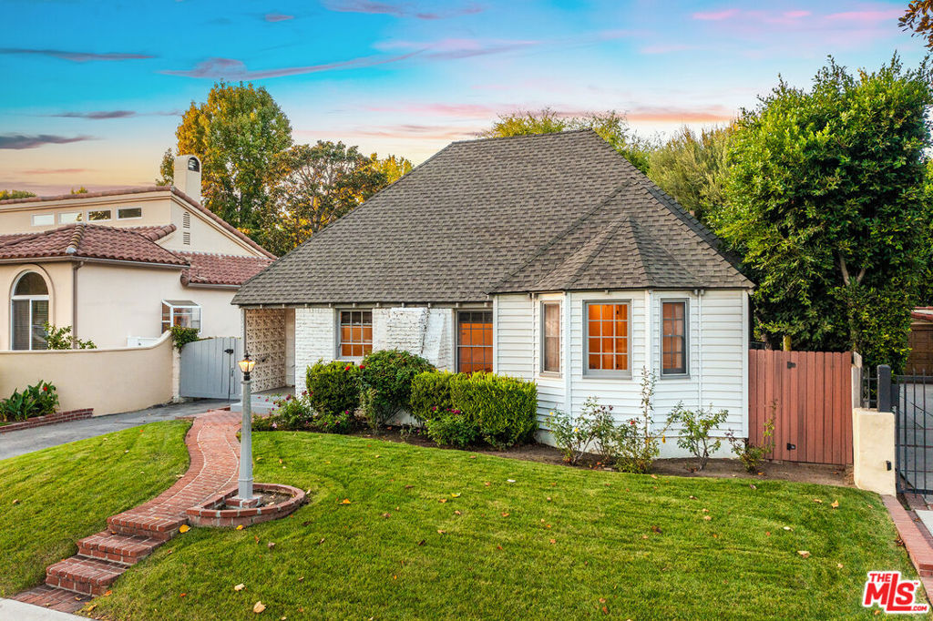 10435 Whipple Street