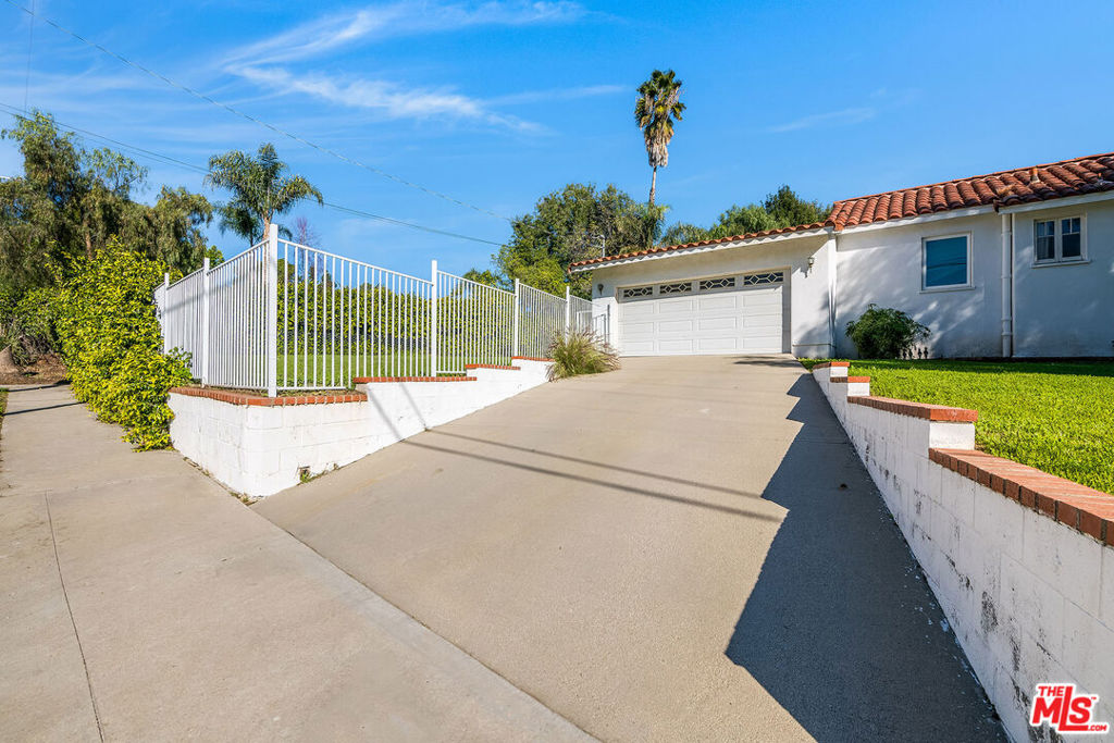 10440 Johanna Avenue