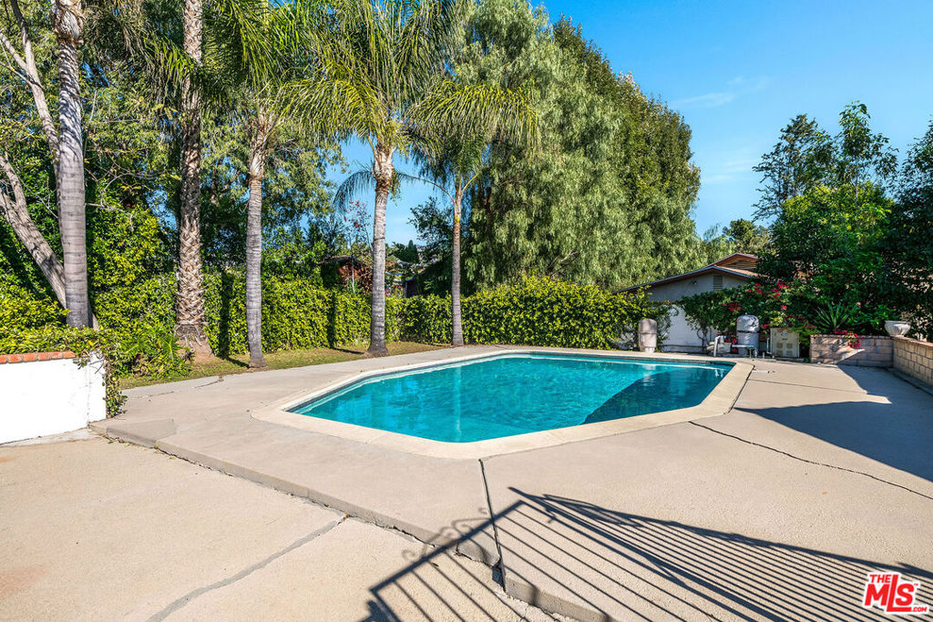 10440 Johanna Avenue