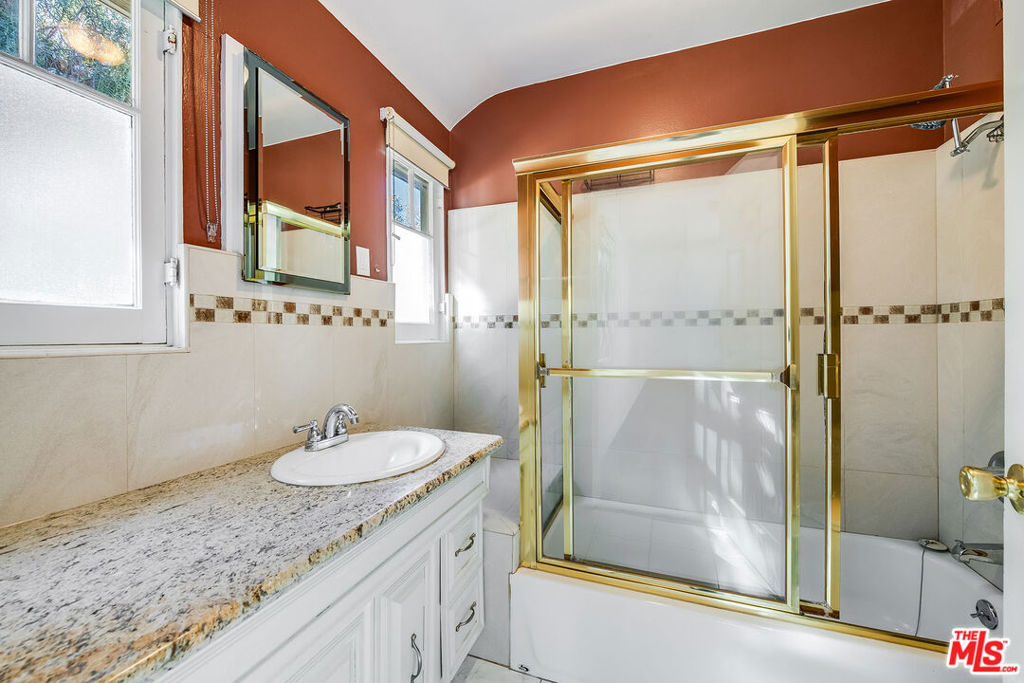 10440 Johanna Avenue