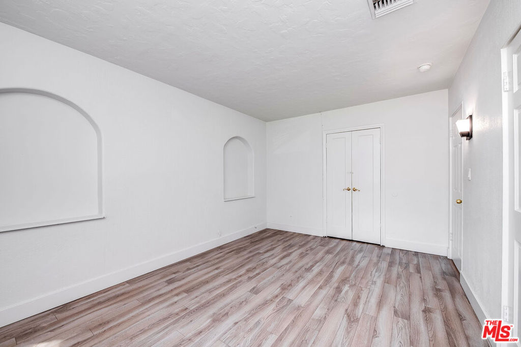 10440 Johanna Avenue