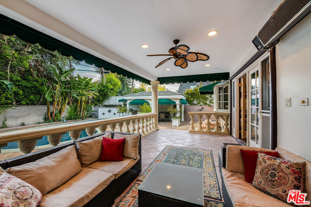 4063 Benedict Canyon Drive
