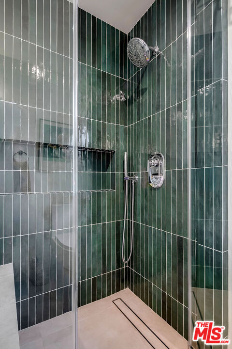 1008 N Catalina Street