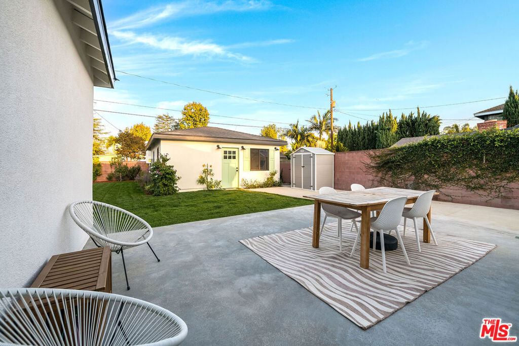 1008 N Catalina Street