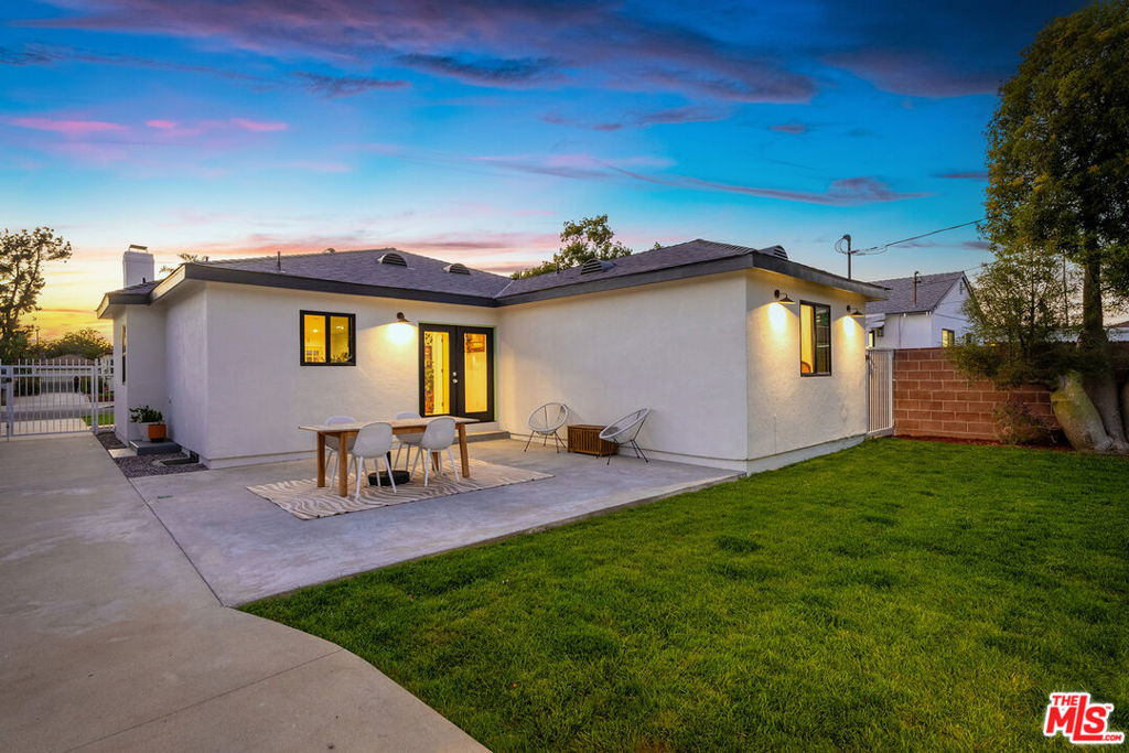 1008 N Catalina Street