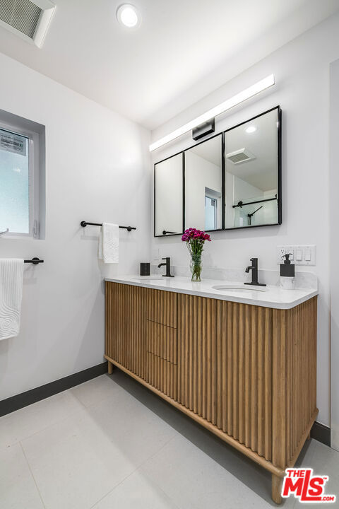 3345 Wonder View Drive