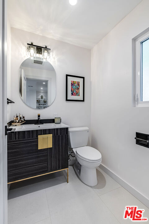 3345 Wonder View Drive