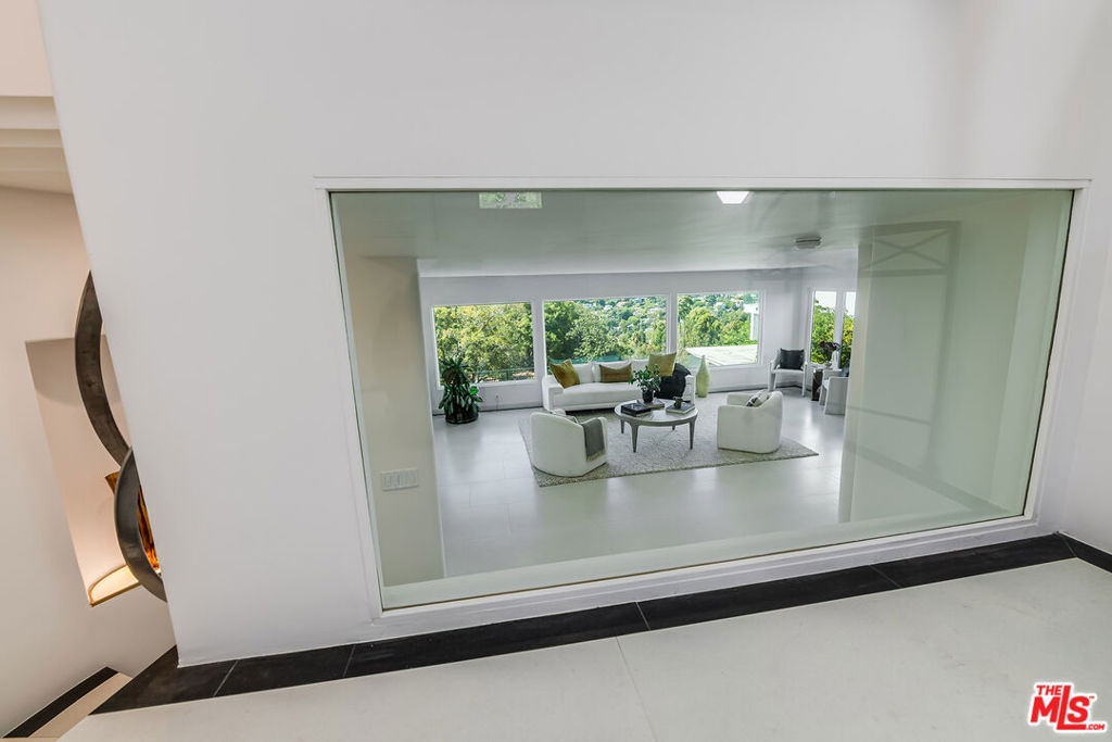 3345 Wonder View Drive