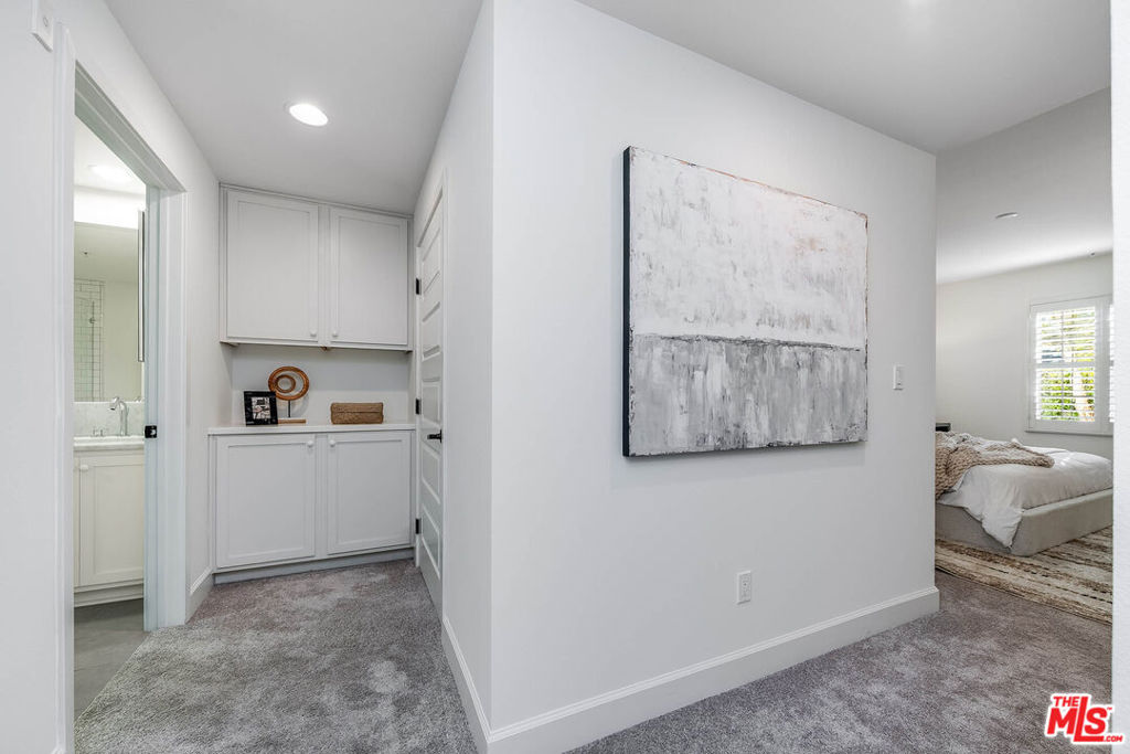 10648 Woodbridge Street 105