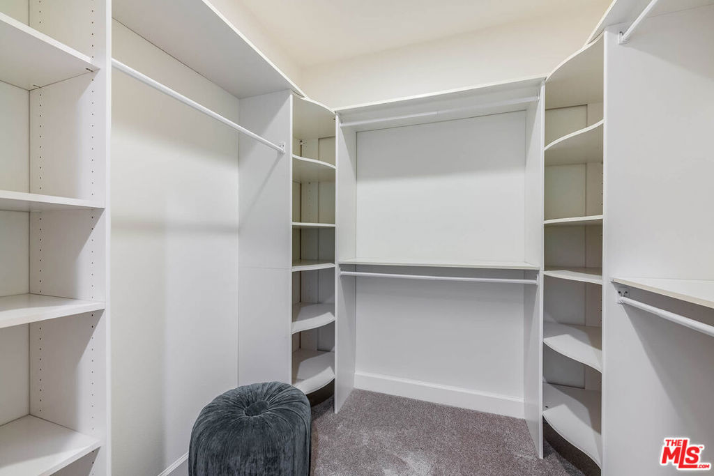 10648 Woodbridge Street 105