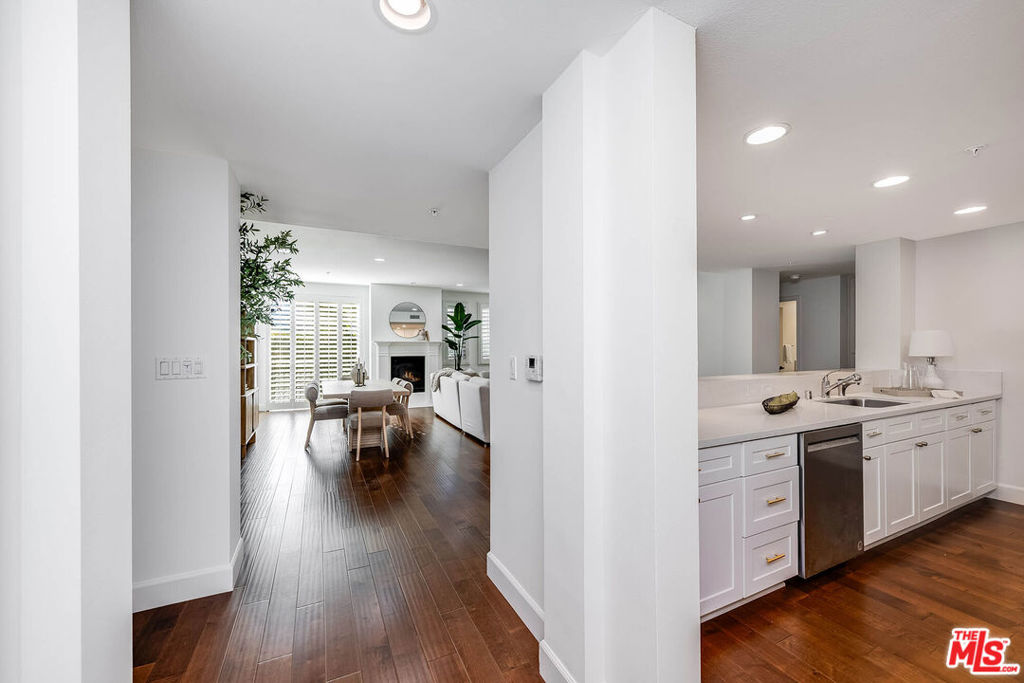 10648 Woodbridge Street 105