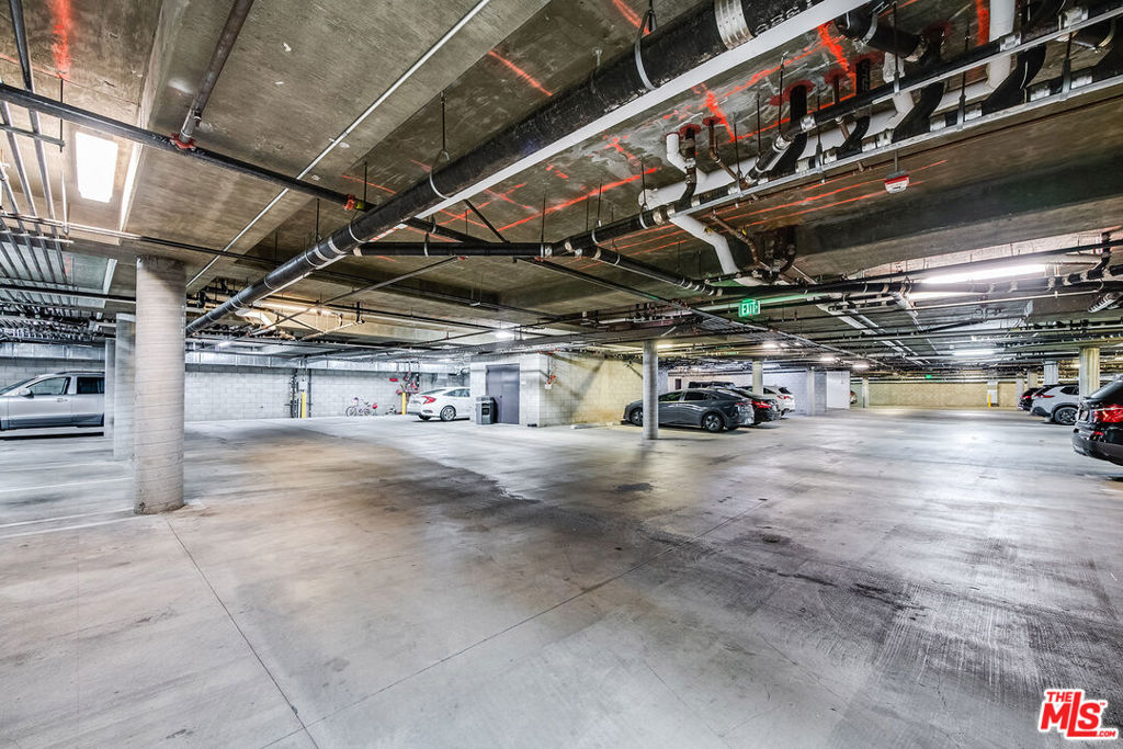 10648 Woodbridge Street 105