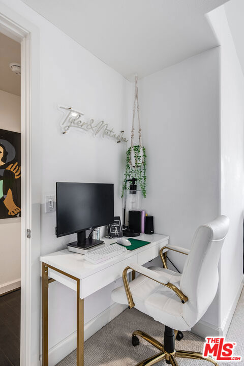 10878 Bloomfield Street 211