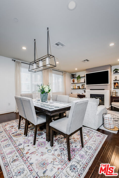 10878 Bloomfield Street 211