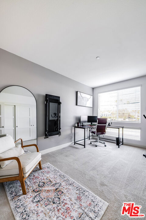 10878 Bloomfield Street 211