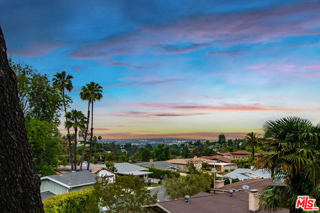 3004 Laurel Canyon Boulevard