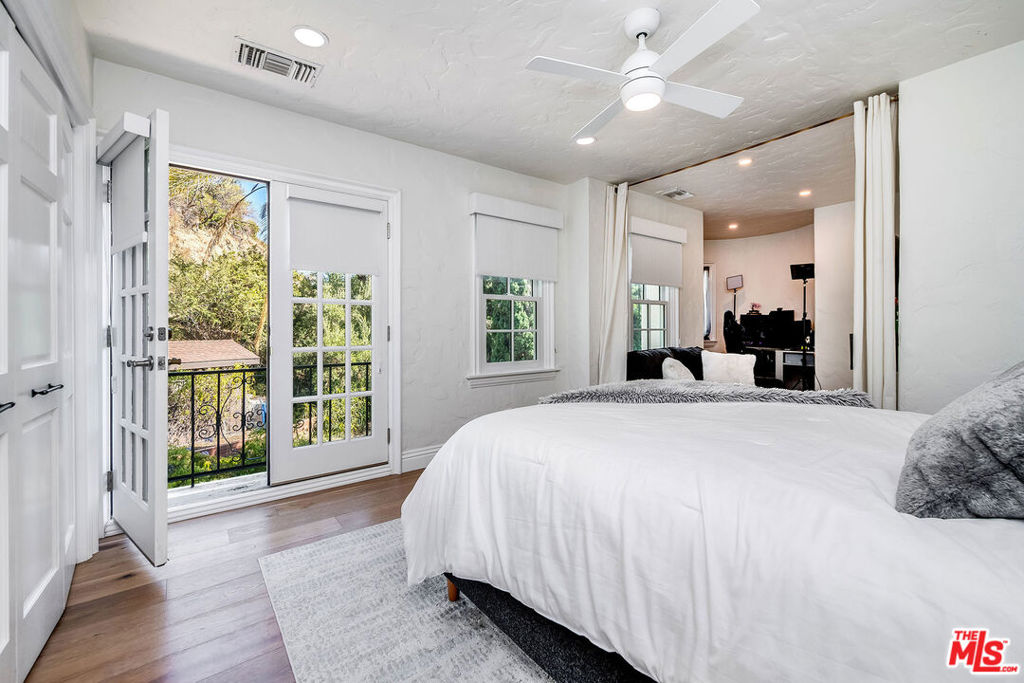 1258 E Elmwood Avenue