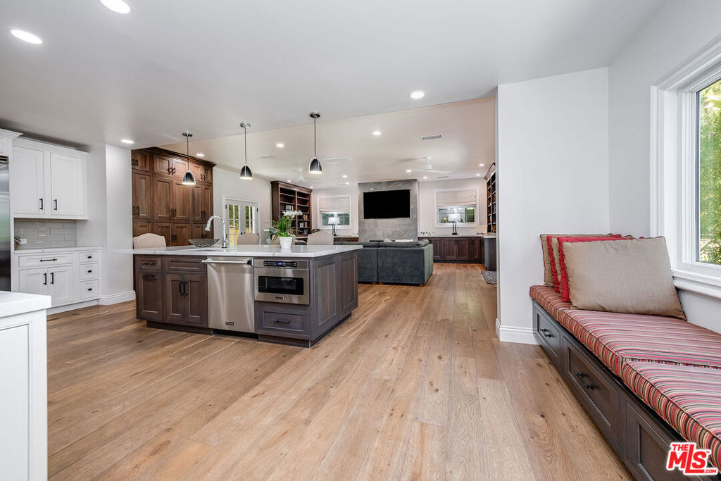 1258 E Elmwood Avenue