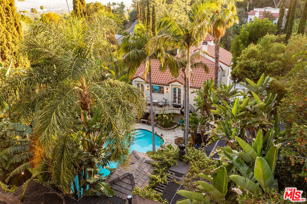 1258 E Elmwood Avenue