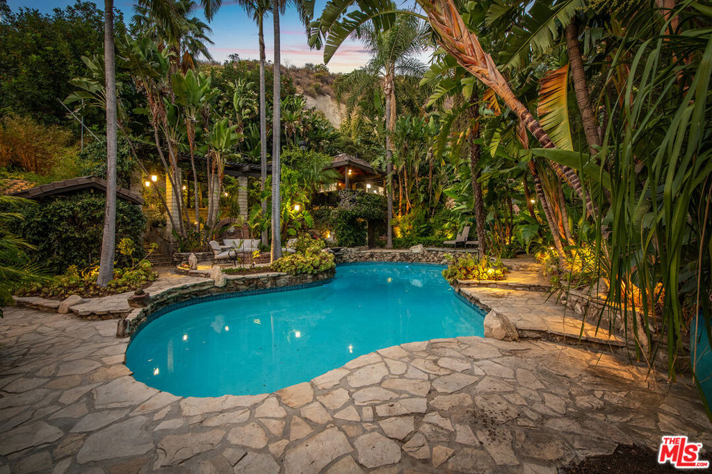 1258 E Elmwood Avenue