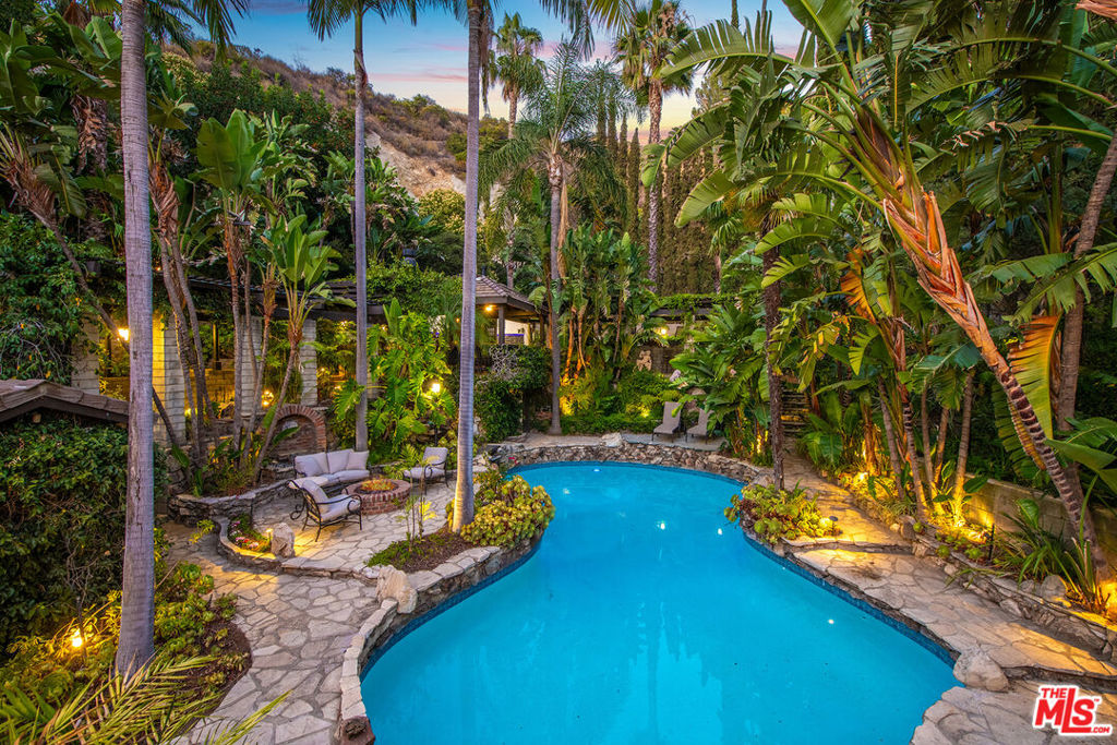 1258 E Elmwood Avenue