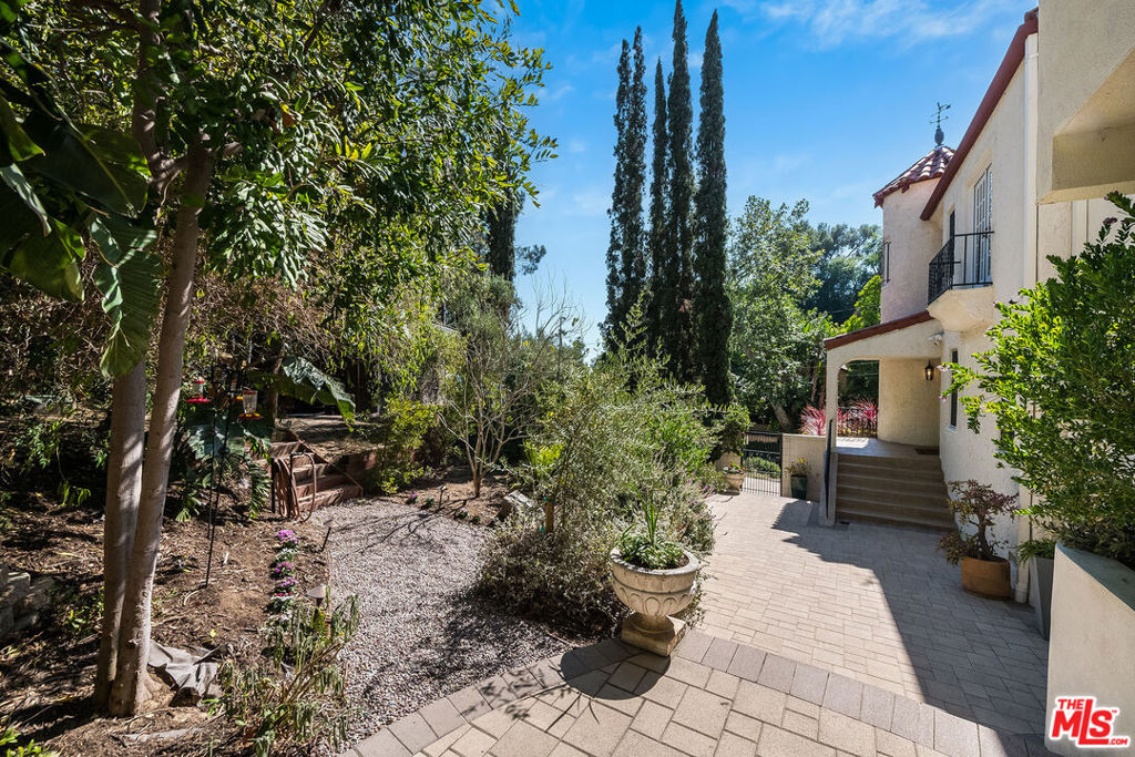 1258 E Elmwood Avenue