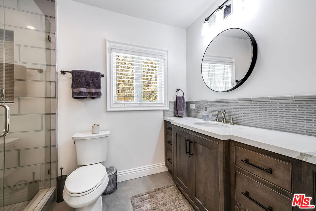 1258 E Elmwood Avenue