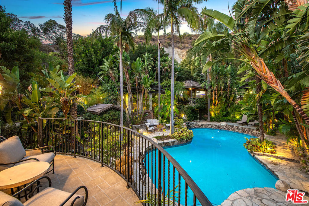 1258 E Elmwood Avenue