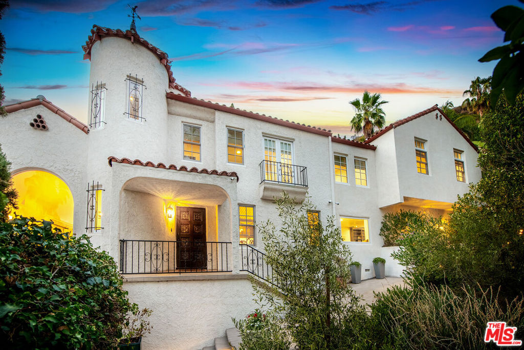 1258 E Elmwood Avenue