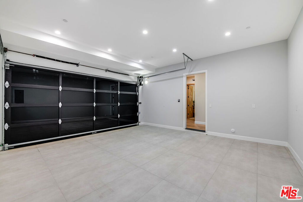 421 N Catalina Street