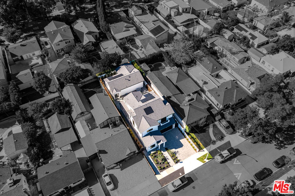 421 N Catalina Street