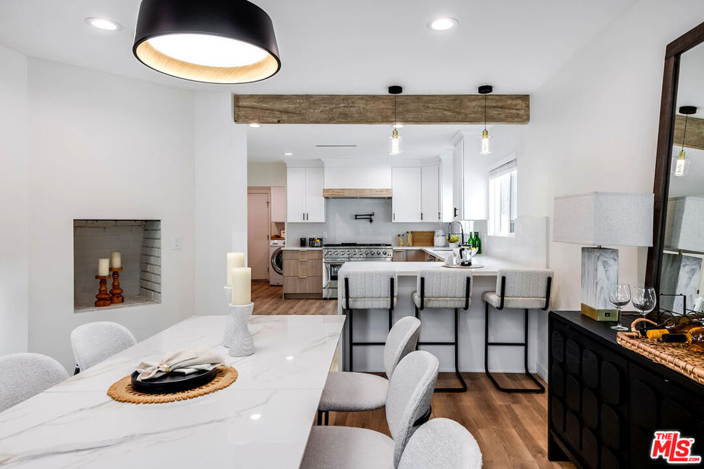 16517 Hartsook Street